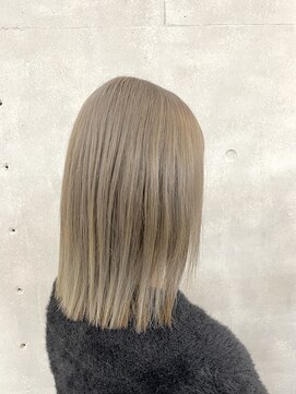 ネオリーブカフ 鶴ヶ峰店(Neolive caff) グレージュ　ダブルカラー　ハイトーン