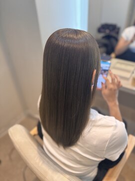 シーク 大森(Seek) 透明感オリーブグレージュ☆