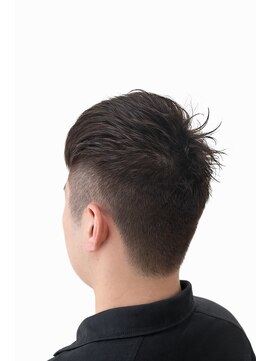 ウォーターリリー 川西店(Water Lily) 刈り上げショート