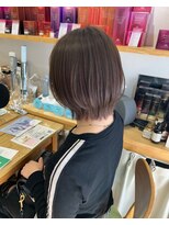 メルク ユニ(merc.uni)&nbsp;レイヤーボブ似合わせカット