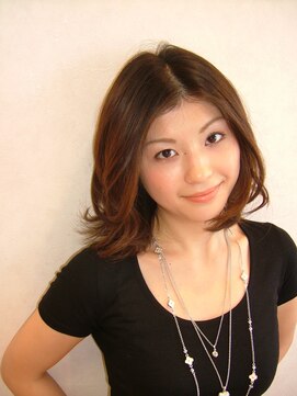 ブレス(BLESS) フェミニンボブ