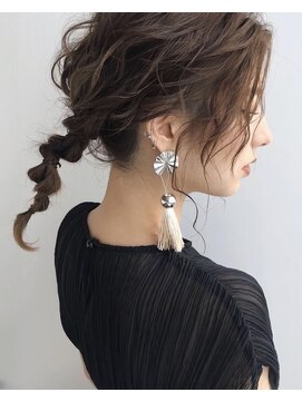 アリーズ(ALLYS) ボサかわ紐アレンジ☆ 担当 森川