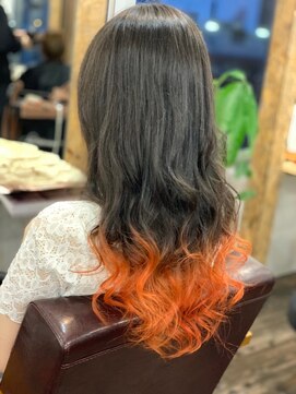 リリー シンジュク(Lilly) 【Lilly新宿】#アッシュ #ビビット #オレンジ #グラデーション
