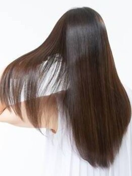 アメニタ ヘア コア(Amenita hair core)の写真/《シャンプー+カット+縮毛矯正+クイックTR ¥11,000》ナチュラルで艶やかなストレートに仕上げます♪