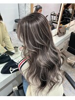 ブレンド 渋谷(BLend)&nbsp;ハイライトブルージュマチルダボブインナーグレージュ