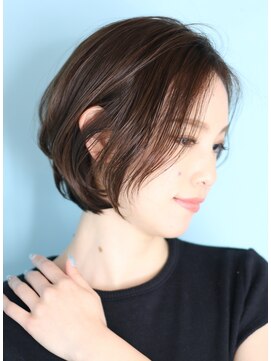 インセプション 銀座(INCEPTION) ショート・ボブ/白髪ぼかし/ハイライト/絶壁解消/30代/40代/50代