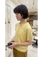 シュプール(SPUR) ムースをつけるだけで顔まわりがくびれるコテ巻きパーマ