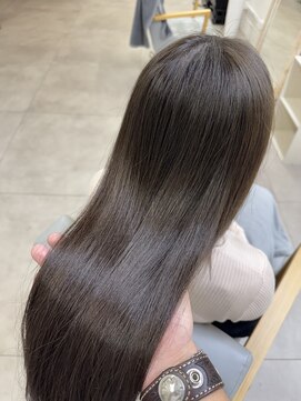 ベガ(vega) サラ艶透明感グレージュ