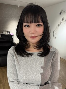 エトワ 中央店(etoi) 大分ハッシュカット胸上鎖骨下ミディアムレイヤースタイルかるめ