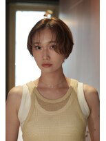 ロッカ 銀座中央通り店(LOCCA)&nbsp;骨格ウェーブタイプに似合うショートスタイル