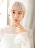 大人ショートヘア/ホワイトアッシュ/ブリーチ/20代/30代/40代e