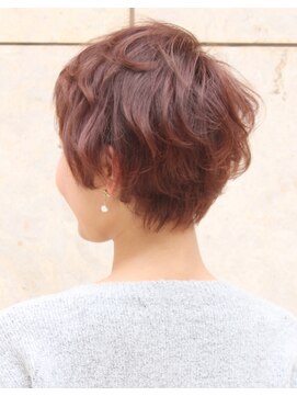 シャカ(SHAKA) パーマで大人かわいい☆丸みショート 毛先パーマ