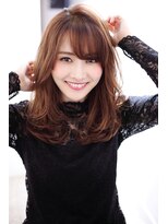 マリアバイアフロート(Maria by AFLOAT)&nbsp;【重山】小顔大人ひし形シルエットグレージュセミロング♪