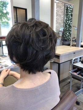 ビースリー ロア 大人ショート