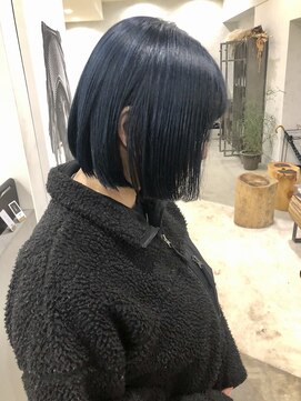 フォーム(FORM) blue-black bob
