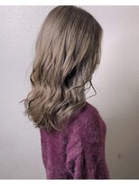 ブランシュ バイ アルティナ(Blanche by artina)&nbsp;シアーベージュ×リラックスセミディ[Blanche川崎]