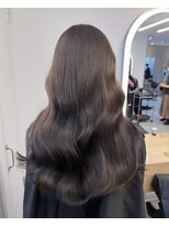 ジーナ 本八幡(Zina)&nbsp;大人かわいい20代30代40代小顔ショコラベージュ　Zina本八幡