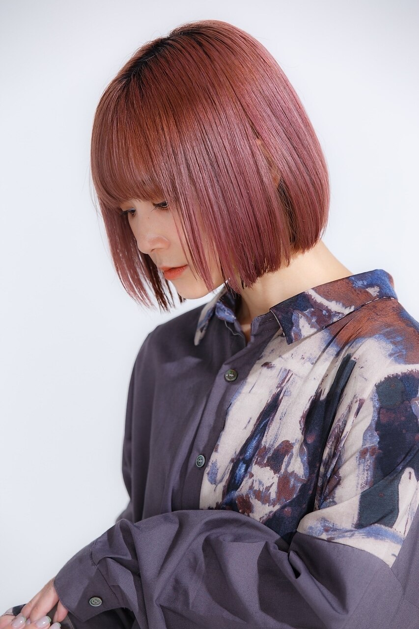 油彩画　切りっぱなしボブ 切りっぱなしボブ＃ヘイリーボブ＃ミニボブ＃アンブレラカラー