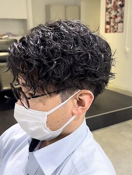 オーシャントーキョーウエスト 心斎橋 (OCEAN TOKYO WEST) ビジネス就活アップバングスパイキーショート波巻きパーマ