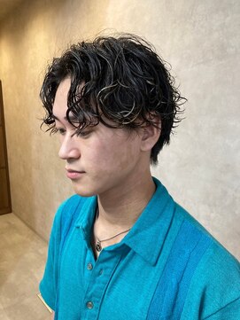 ルーム(.room.) センターパート＆セクシーパーマ