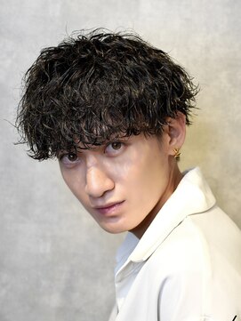 レイズ ルーツ 名古屋 名駅店(RAYS ROOTS) 刈り上げツーブロック波巻きスパイラルマッシュパーマ 名古屋