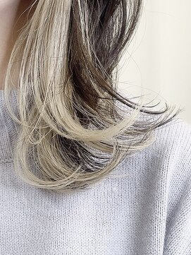 クロト(Clotho) イヤリングカラー/インナーカラーダブルカラーブリーチ白髪染め