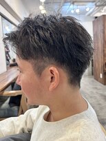 ファルベ(Farbe) ニュアンスパーマ/センターパート/ベリーショート/アッシュ