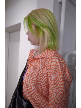 レコ 渋谷(LECO) ホワイト×ネオングリーン