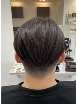 リラ(Rira) 前下がりマッシュ