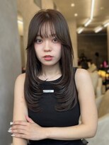 オムニス 表参道(Omnis)&nbsp;レイヤーカットバタフライレイヤー韓国ブラウンイメチェン