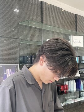 「トレンド・今っぽさ重視 」メンズフェザーパーマ 