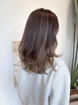 シュリット(schritt) 大人女性にも◎アンブレラカラーミディアムレイヤー渋谷mutsuki