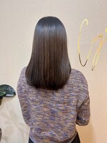 シヨン(ciyon.)&nbsp;艶髪ストレートロング