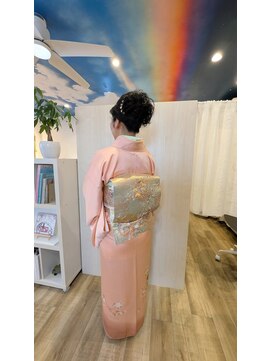 ももいろかぶとむし 【入学式】お母様の上品着付け。和装に合う艶感アップスタイル