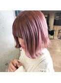 外ハネミディ×くすみピンク[ベージュピンク/ハイトーンカラー]