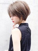 アンド ストーリーズ(&STORIES)&nbsp;大人可愛い前髪長めハイライトショートボブアッシュブラウン小林