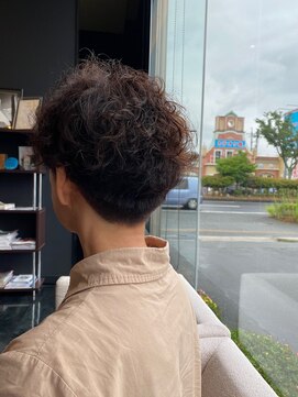 コワファースト パリ バイ アテナ(COIFF1RST PARIS by ATENA) マッシュショート