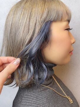 ヘアサロンM 新宿 くすみ系インナーカラー