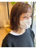 顔周りレイヤースタイル ニュアンスブラウン毛流れセミウェット