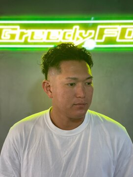 グリーディーフォックス 代々木(Greedy FOX) アップバング/ツーブロックマッシュ/束感/波巻き[シェービング]
