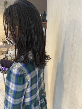 リブラン バイ ルッカ(Liburan by Lucca) 4月前髪なしレイヤースタイル