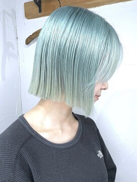 ブレイズヘアー(BLAZEhair) タッセルボブ×ホワイトライムグレージュ(ブリーチ２回)