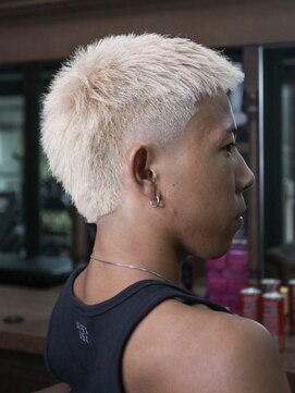 プロショップウェーブ セカンド(PRO SHOP WAVE II) スペインカール/プードルパーマ/メンズパーマ/ニュアンスパーマ