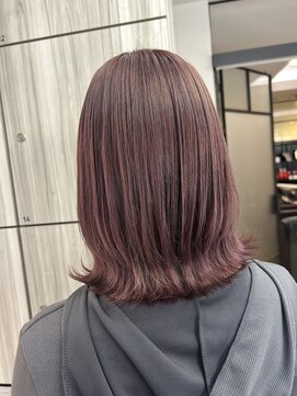 ピンクベージュ　ハイトーンカラー　ブリーチ