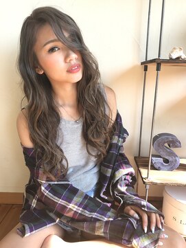 リック(Ric by KENJE) 外国人風シルバーグレージュ☆