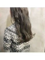 ミント(mint) 外国人風、暗髪透けるグレー♪