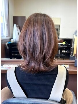 びゃんびゃん 江端店 外ハネウルフボブ/デザインカラー/似合わせカット