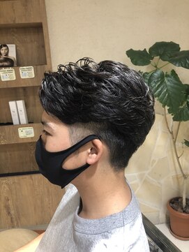 ヘアリゾートユア 新大久保店(hair resort YuA) ふんわり流れるパーマ【新大久保　パーマ】