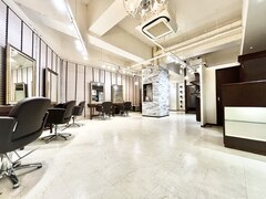 YOFA hair 芦屋店【ヨファ ヘアー】