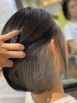 大人可愛いバイカラーショコラアッシュ透明感白髪ぼかし代官山